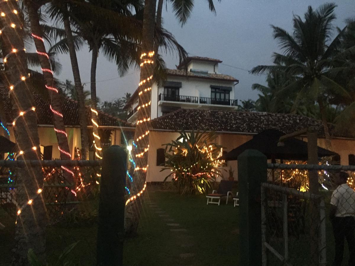 Villa Tissa Beach Resort Weligama Exterior foto